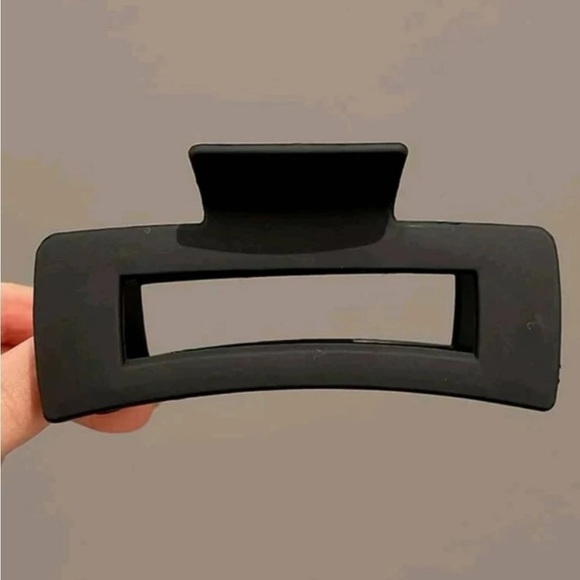4 piece rectangular hair claw clip matte neutral colors - Picture 4 of 5